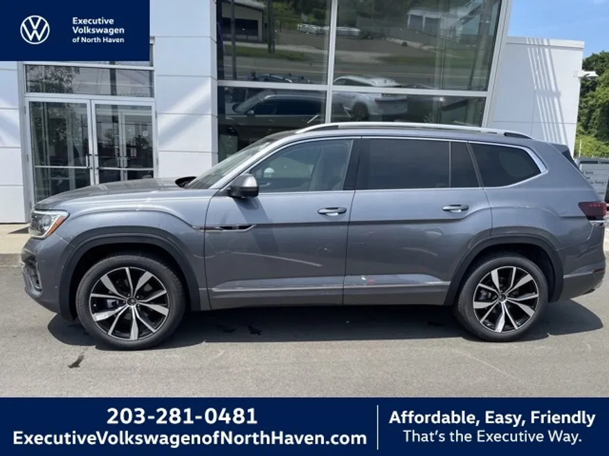 2025 Volkswagen Atlas SEL Premium R-Line photo 1