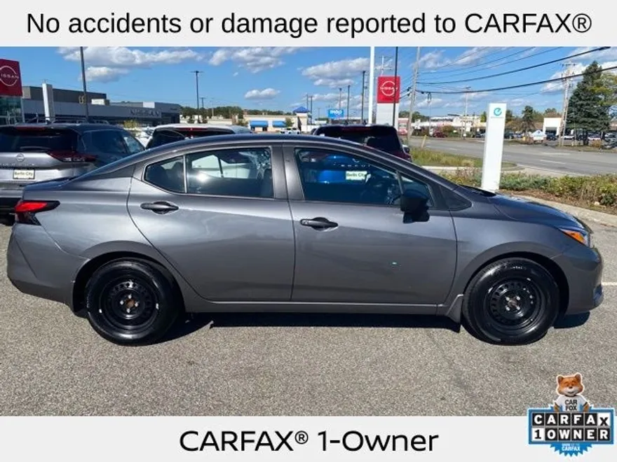 2024 Nissan Versa 1.6 S photo 1