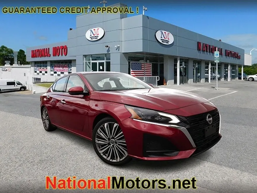 2023 Nissan Altima 2.5 SL photo 1