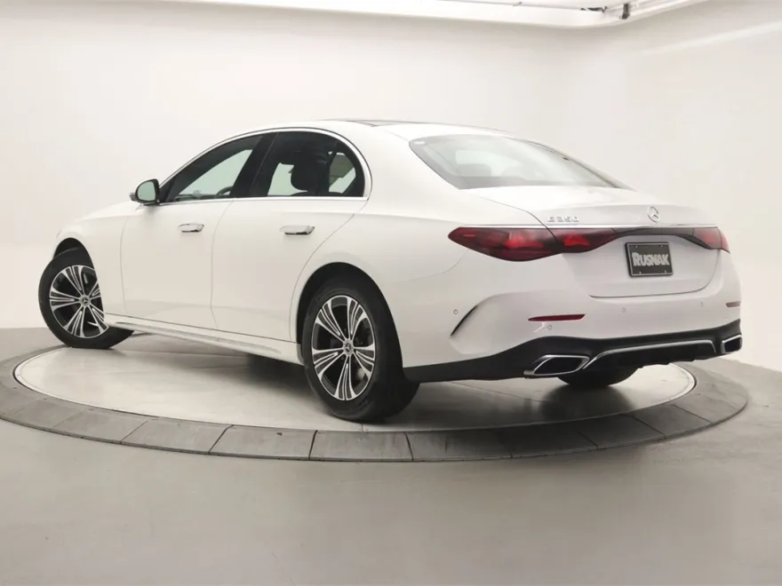 2026 Mercedes Benz E 350 photo 1