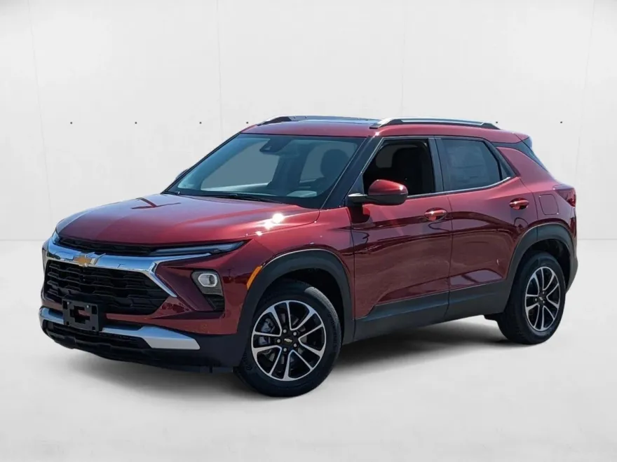 2025 Chevrolet Trailblazer LT photo 1
