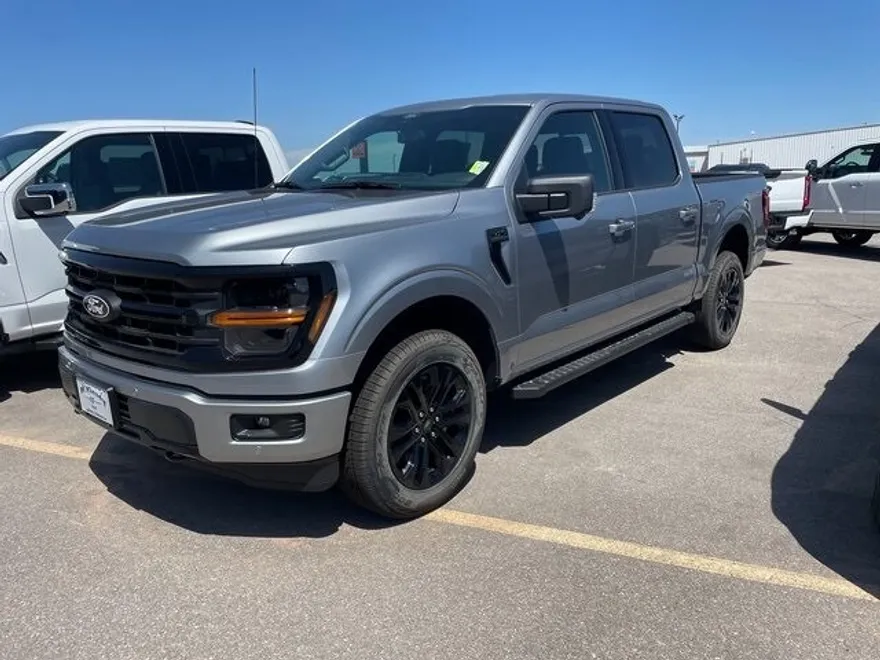 2025 Ford F-150 XLT photo 1