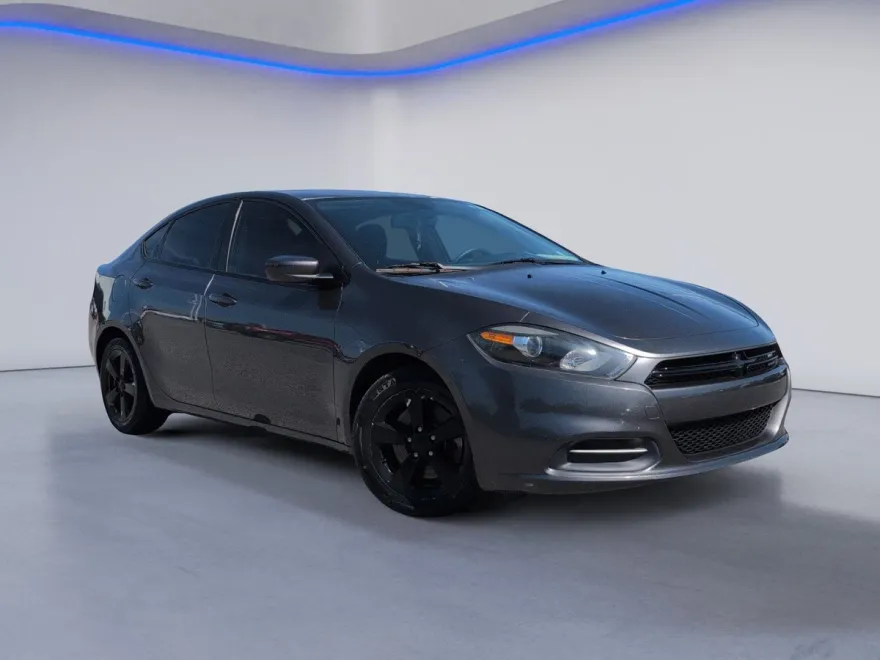 2015 Dodge Dart SXT photo 1