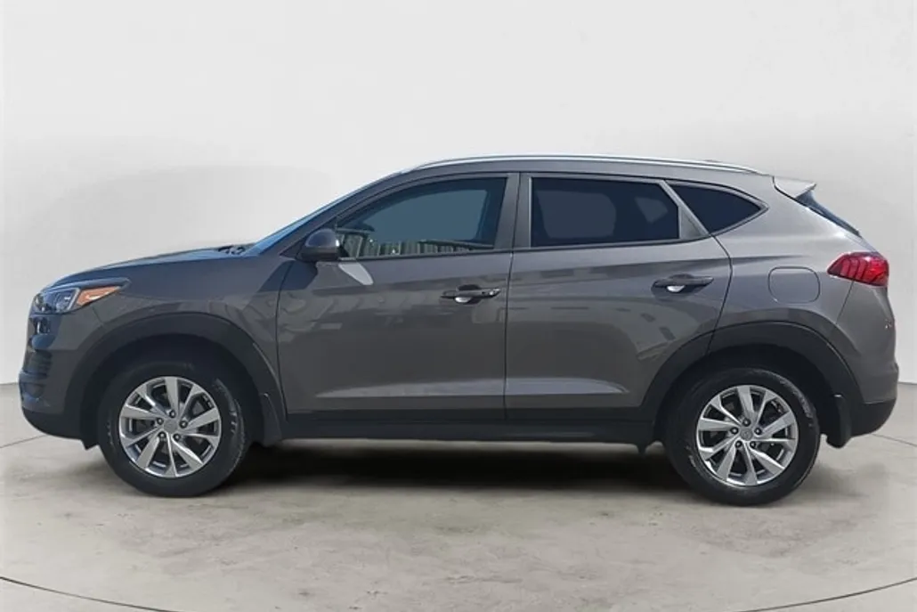 2020 Hyundai Tucson Value photo 1