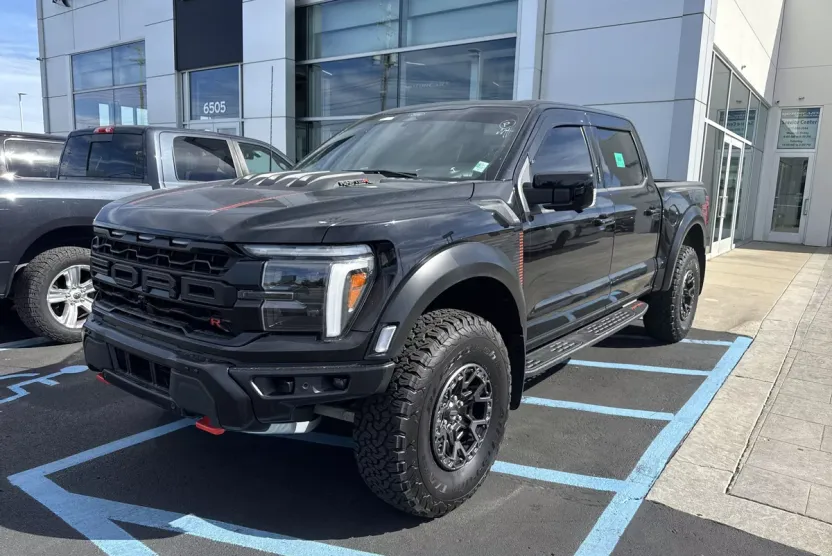 2024 Ford F-150 Raptor photo 1