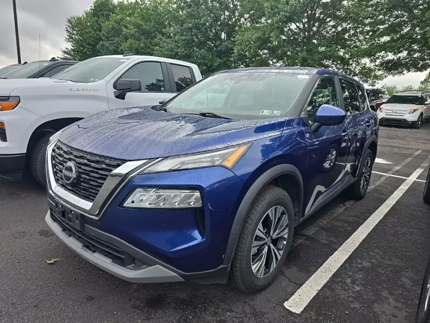 2023 Nissan Rogue SV photo 1