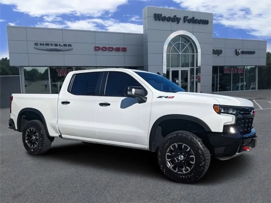 2024 Chevrolet Silverado 1500 ZR2 photo 1