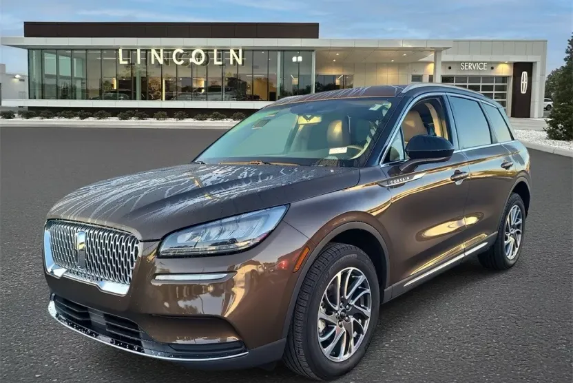 2022 Lincoln Corsair Standard photo 1