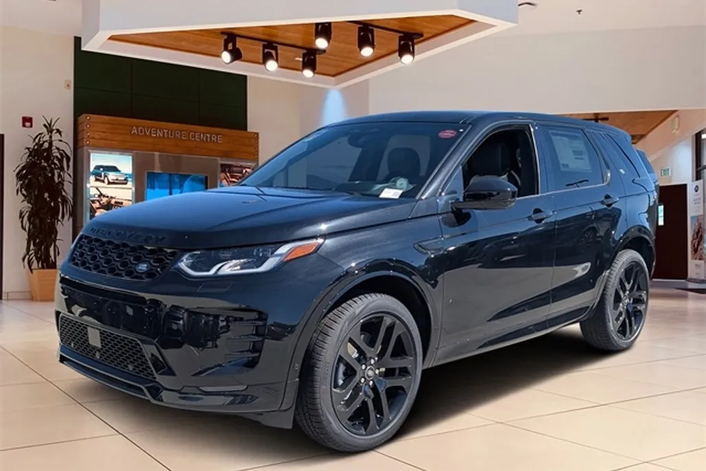 2025 Land Rover Discovery Sport SE photo 1