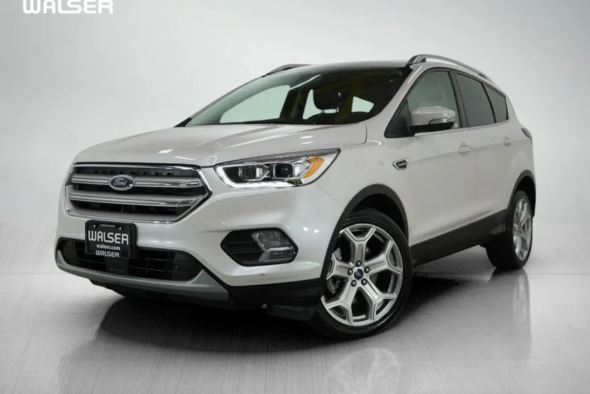 2019 Ford Escape Titanium photo 1