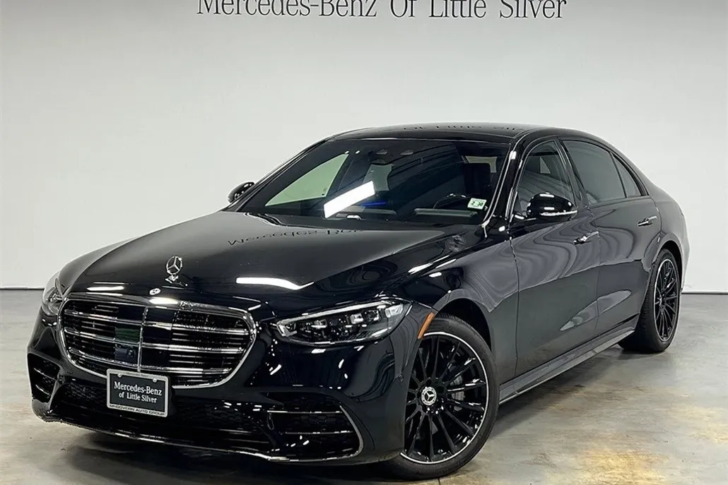 2025 Mercedes Benz S 580 4MATIC photo 1