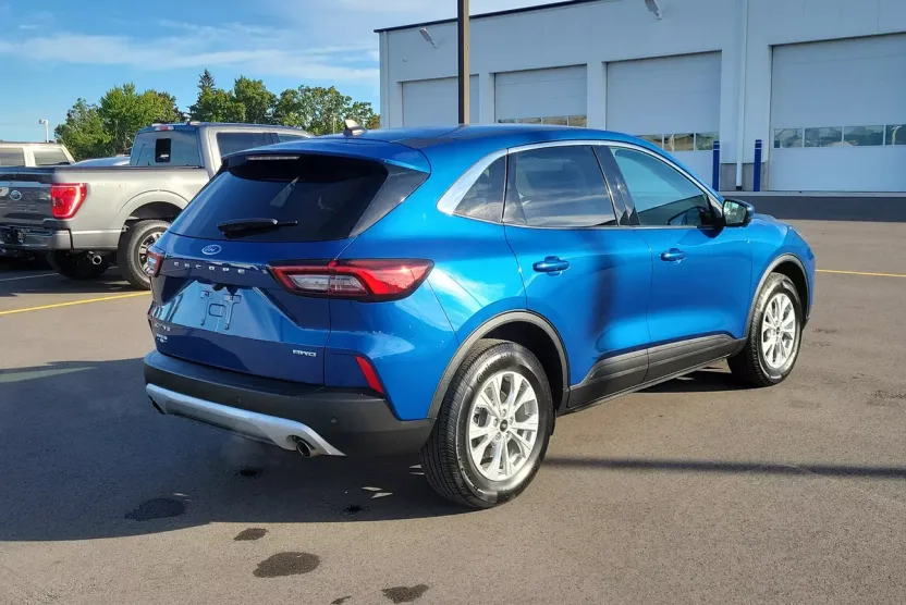 2023 Ford Escape Active photo 1