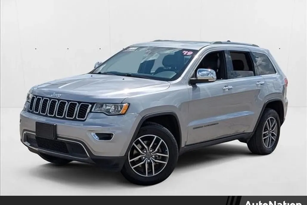 2019 Jeep Grand Cherokee Limited photo 1