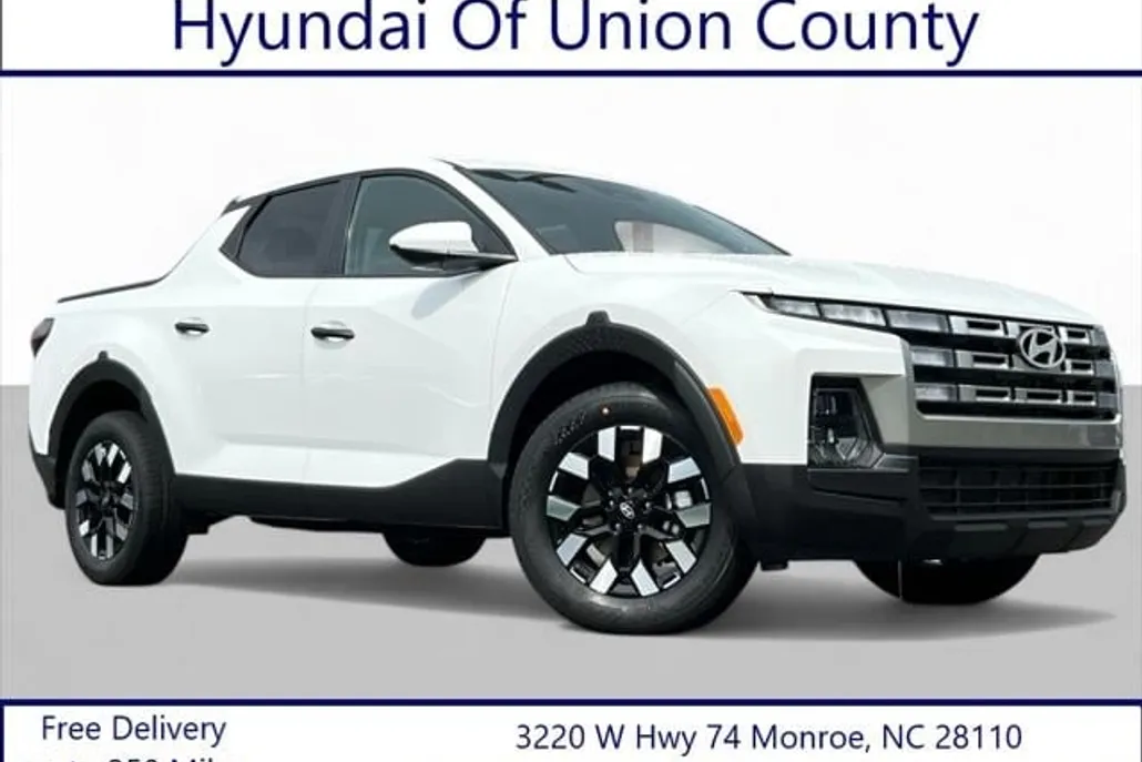 2025 Hyundai Santa Cruz SE photo 1