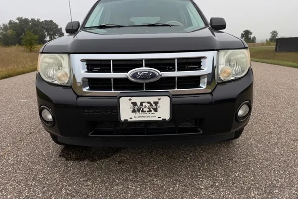 2008 Ford Escape XLT photo 1