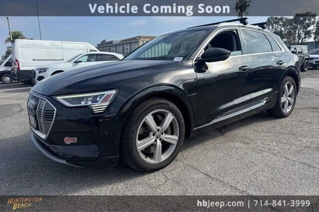 2019 Audi e-tron Premium Plus photo 1