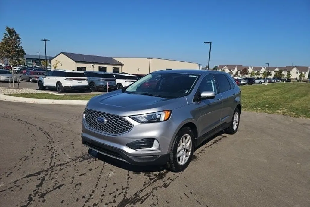 2024 Ford Edge SEL photo 1