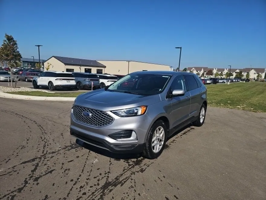 2024 Ford Edge SEL photo 1