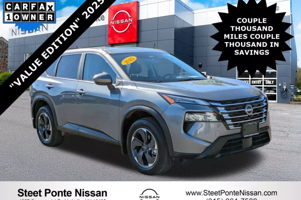 2025 Nissan Rogue SV photo 1