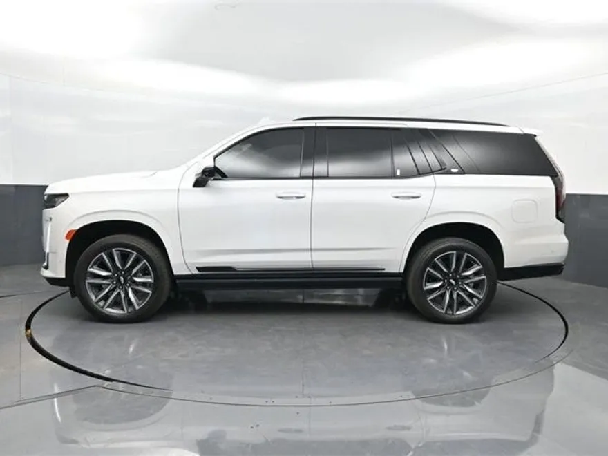 2022 Cadillac Escalade Sport Platinum photo 1