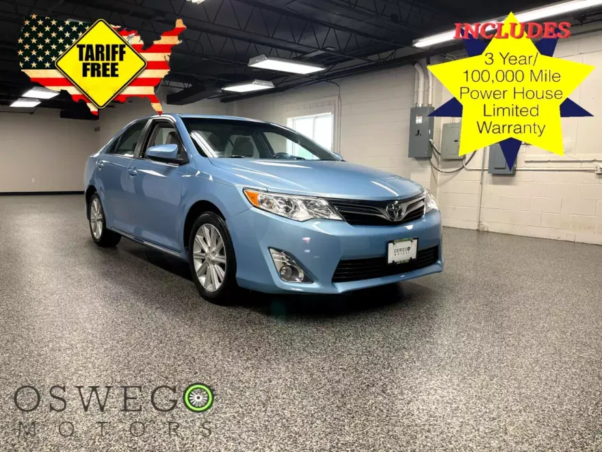 2012 Toyota Camry XLE V6 photo 1