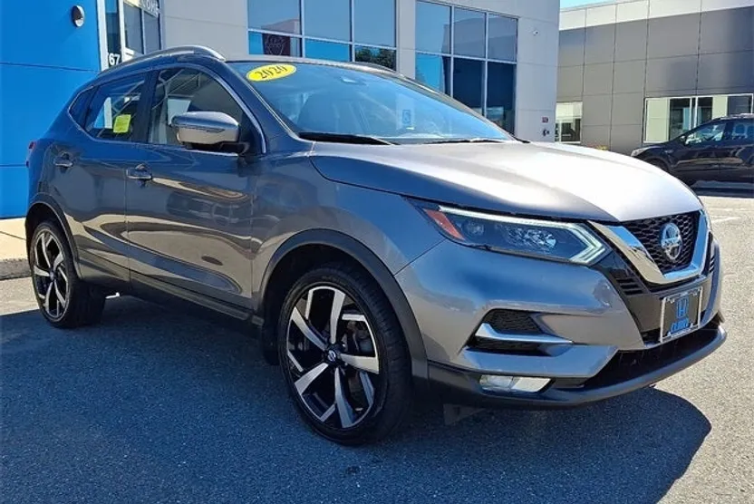 2020 Nissan Rogue Sport SL photo 1