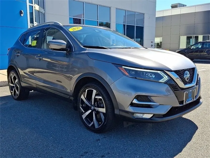2020 Nissan Rogue Sport SL photo 1