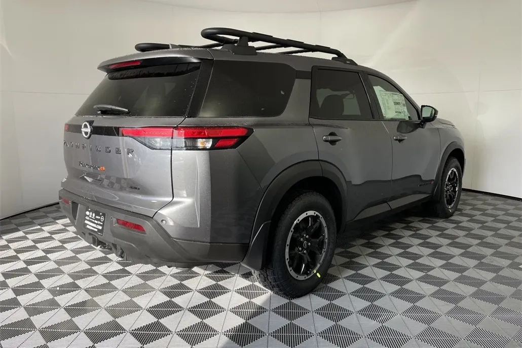 2025 Nissan Pathfinder Rock Creek photo 1