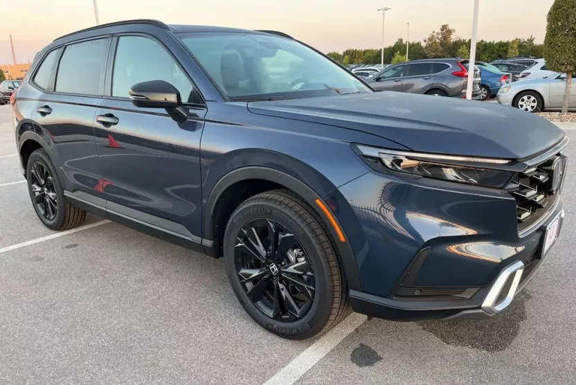 2026 Honda CR-V Sport Touring Hybrid photo 1
