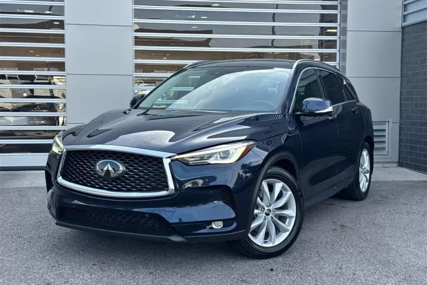2019 Infiniti QX50 Essential photo 1