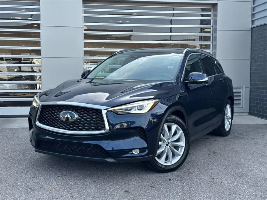 2019 Infiniti QX50 Essential photo 1