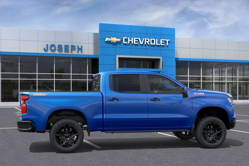 2026 Chevrolet Silverado 1500 LT Trail Boss photo 1