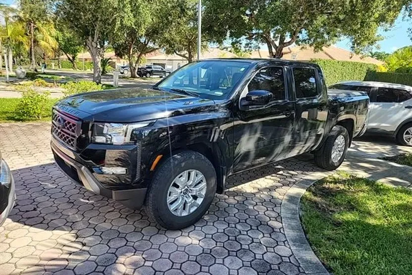 2022 Nissan Frontier SV photo 1