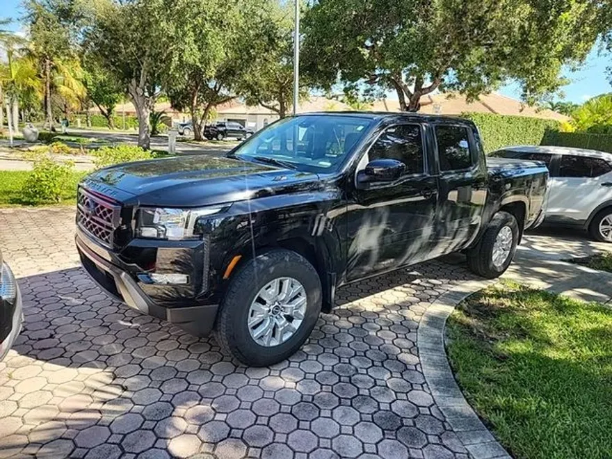 2022 Nissan Frontier SV photo 1