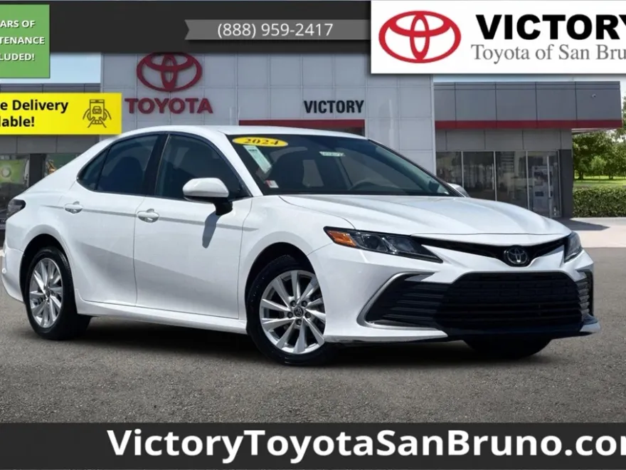 2024 Toyota Camry LE photo 1