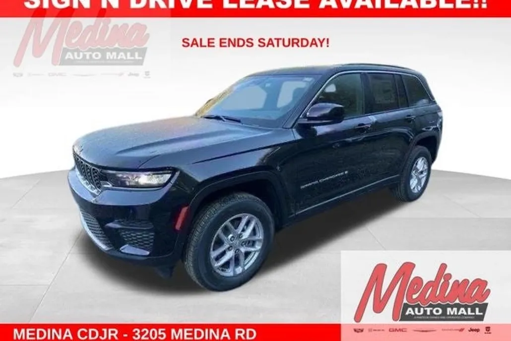 2025 Jeep Grand Cherokee Laredo photo 1