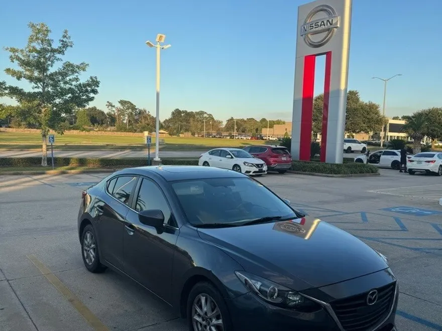 2015 Mazda Mazda3 Grand Touring photo 1