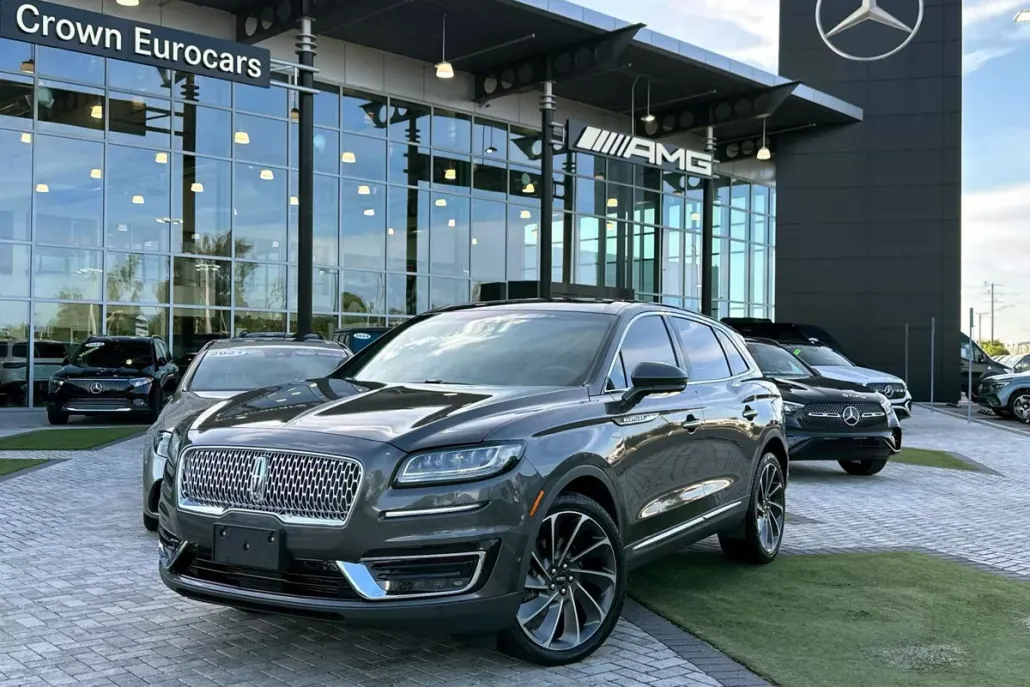 2019 Lincoln Nautilus Reserve photo 1