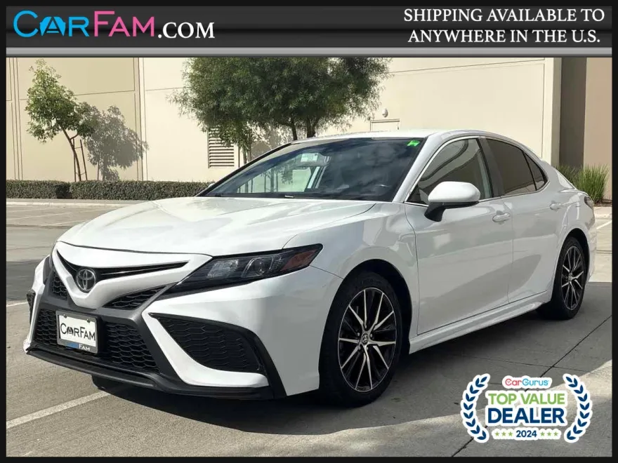 2021 Toyota Camry SE photo 1