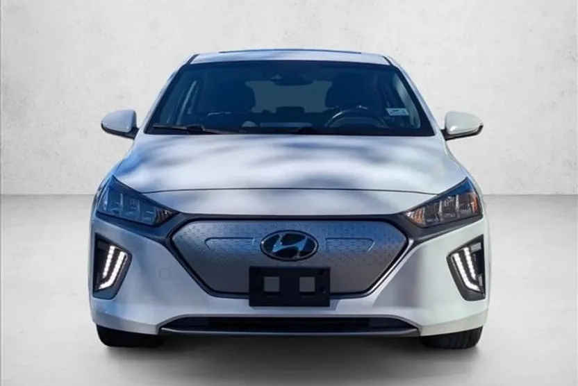2020 Hyundai Ioniq Electric Limited photo 1