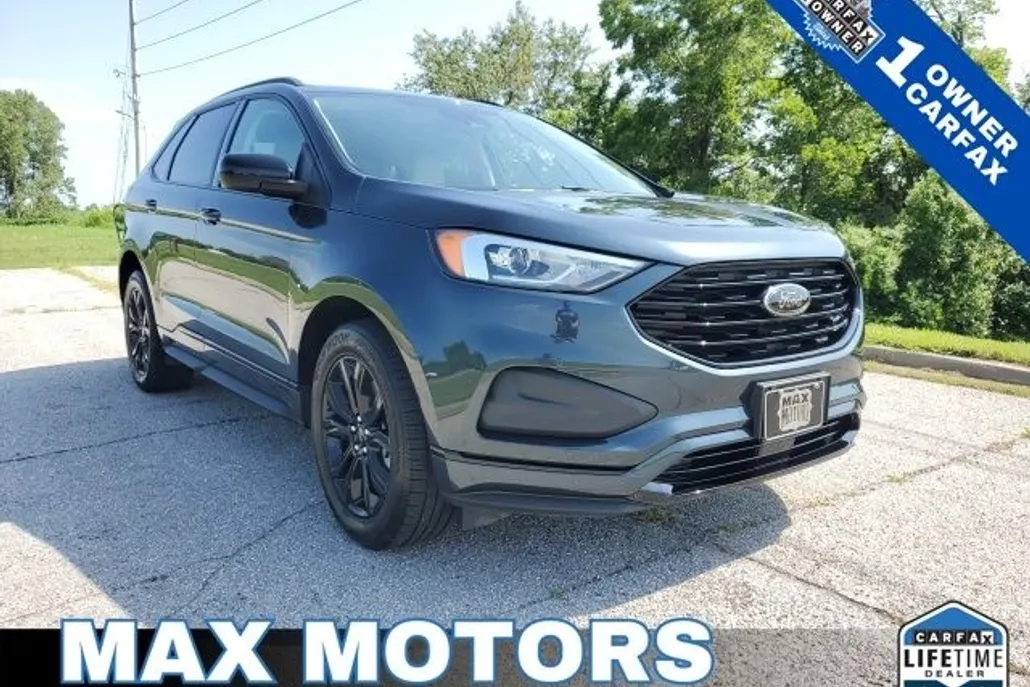 2024 Ford Edge SE photo 1