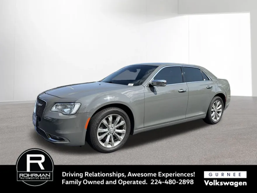 2019 Chrysler 300 Limited photo 1