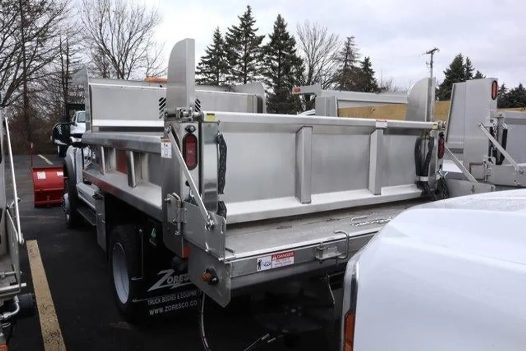 2024 Ford F-550 XL photo 1