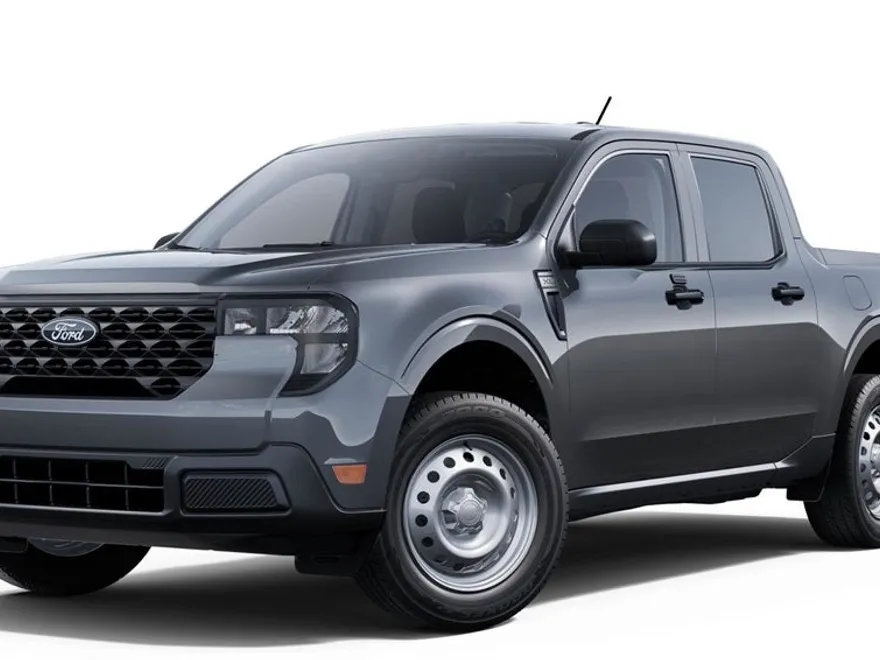 2025 Ford Maverick XL photo 1