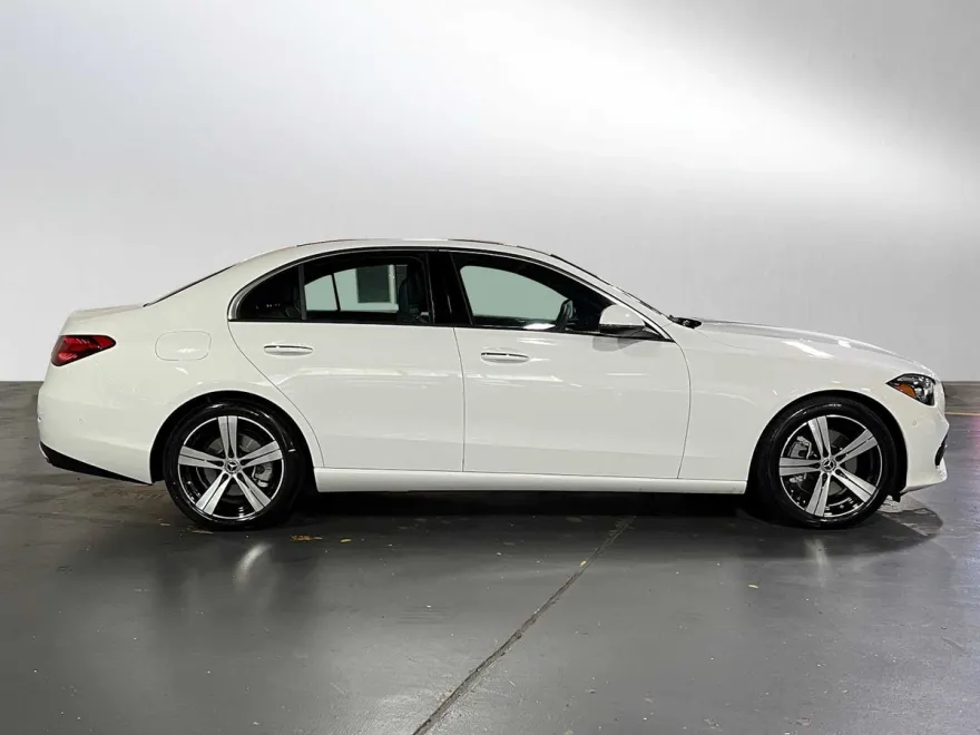 2025 Mercedes Benz C 300 photo 1