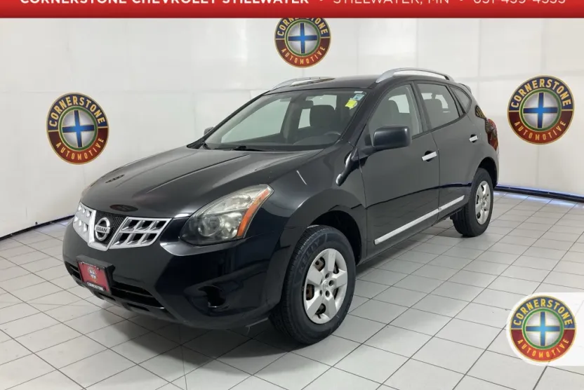 2015 Nissan Rogue Select S photo 1