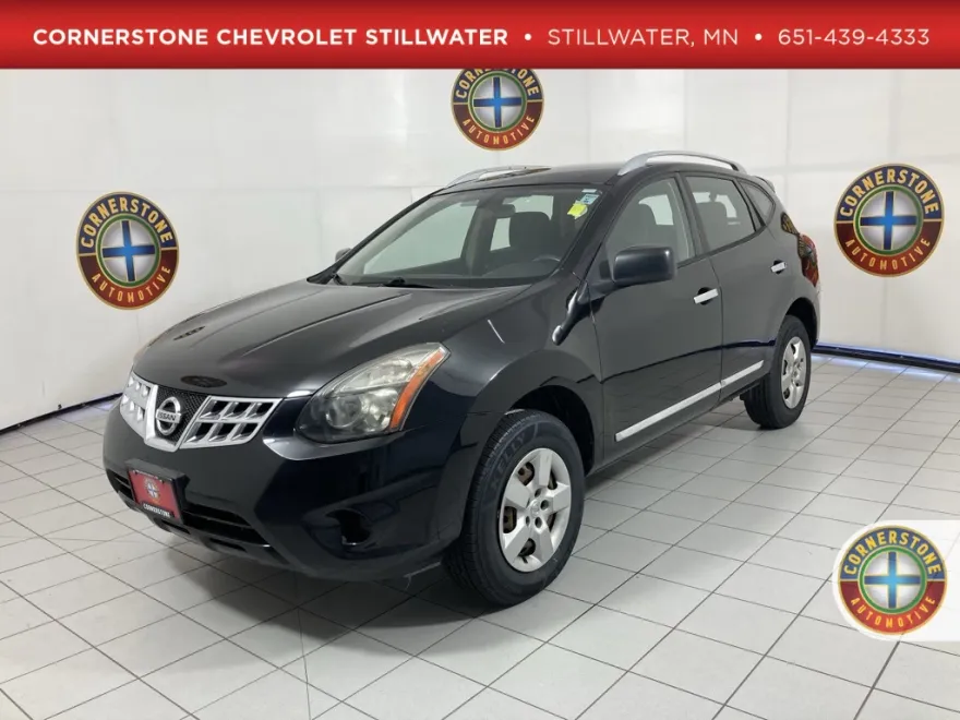 2015 Nissan Rogue Select S photo 1