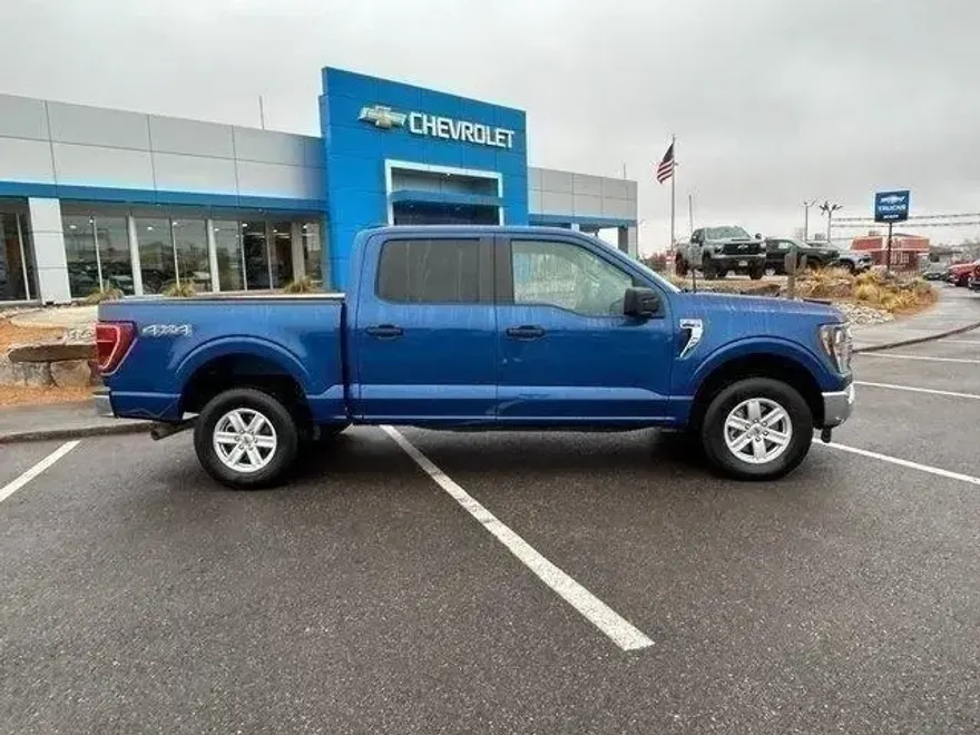2023 Ford F-150 XLT photo 24