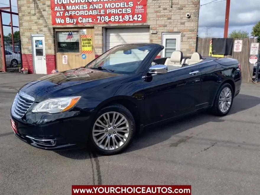 2013 Chrysler 200 Limited photo 1