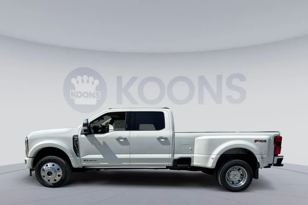 2026 Ford F-450 photo 1